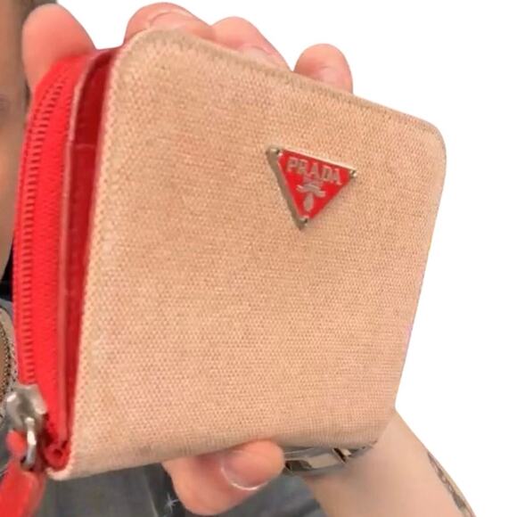 Prada Two Tone Wallet Purse in Canvas and Red Leather Mint Condition - Picture 12 of 16